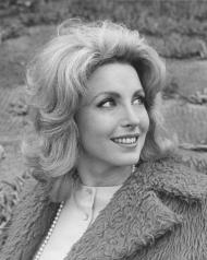 Лаура Девон