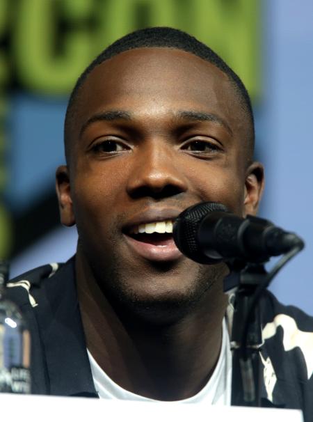 Тосин Коул Тосин Коул